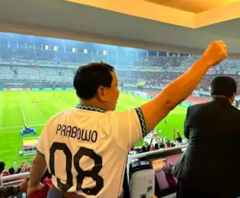 Memeriahkan Pembukaan Piala Dunia dan Pertandingan Perdana Timnas U-17 Bersama Kandidat Capres Prabowo Subianto